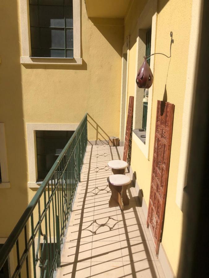 Luxury Apartment View On To The Castle Будапеща Екстериор снимка