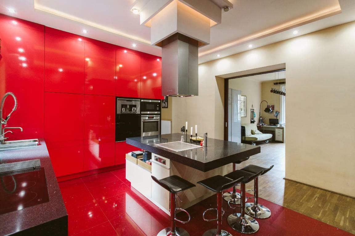 Luxury Apartment View On To The Castle Будапеща Екстериор снимка