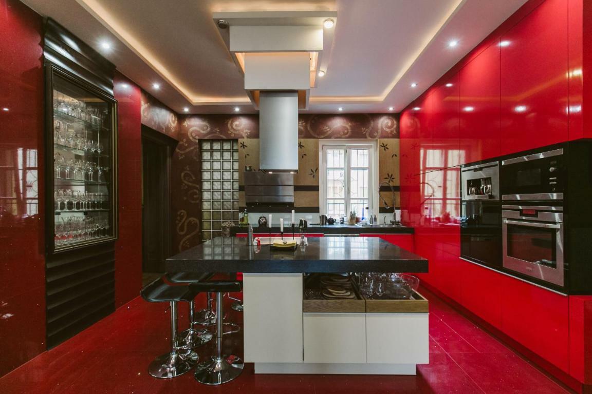 Luxury Apartment View On To The Castle Будапеща Екстериор снимка